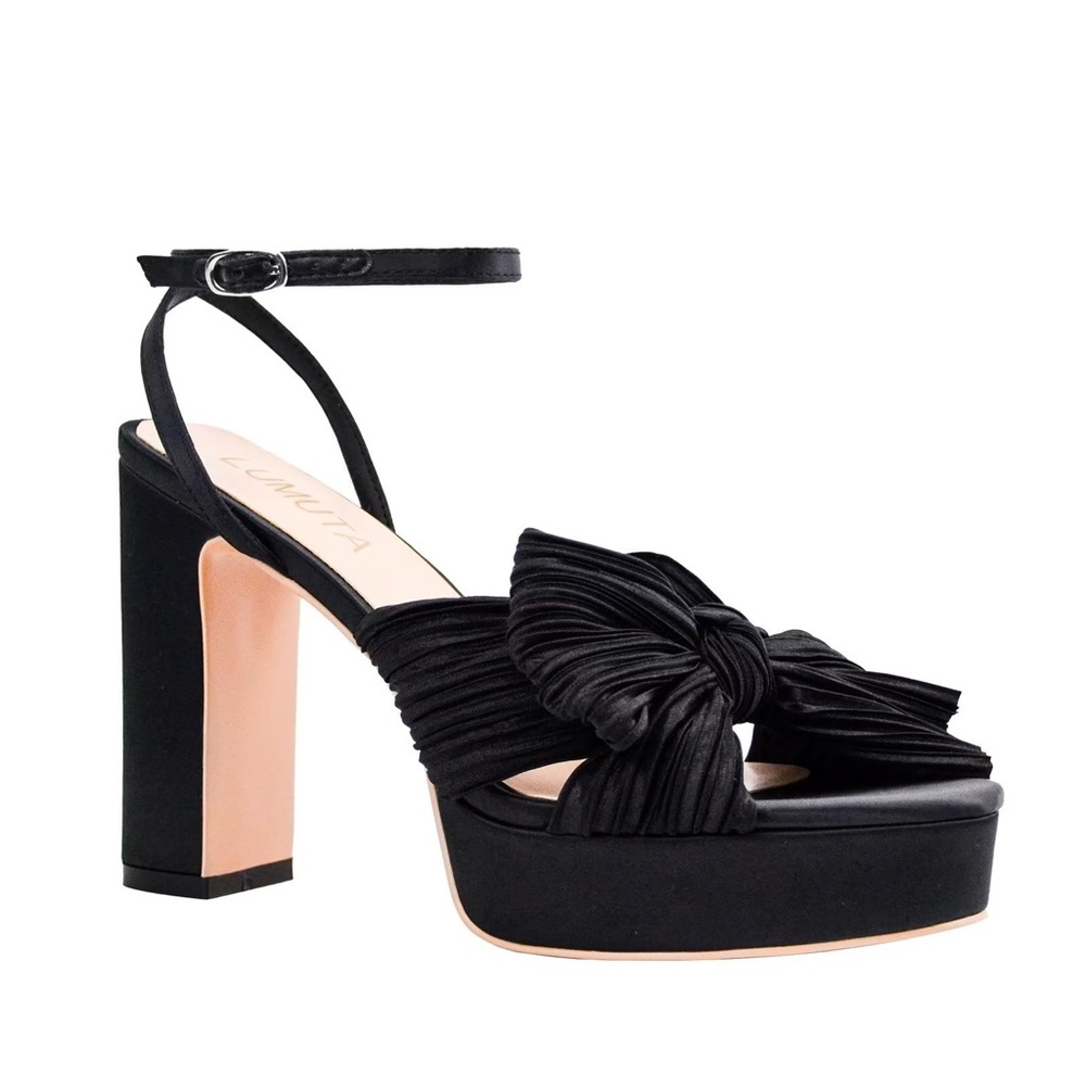 Elegant Black Platform Sandals with Ankle Strap - Picture 1 of 4